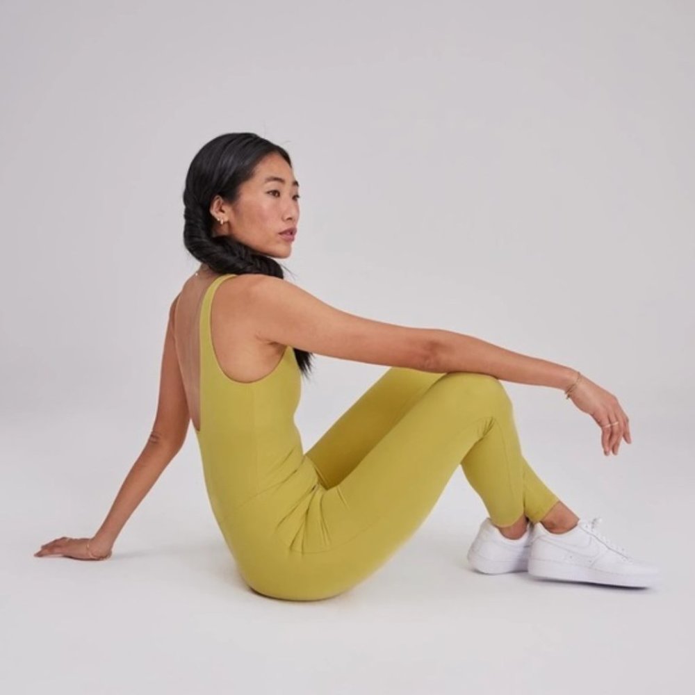 Girlfriend Collective Scoop Leotard - Pear, Small